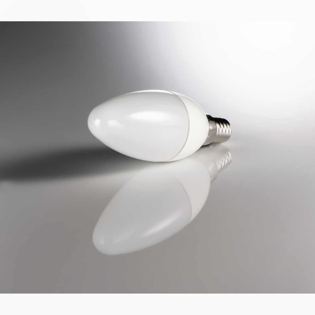 XAVAX 112216 LED Bulb, E14, 350lm replaces 32W candle bulb, warm white
