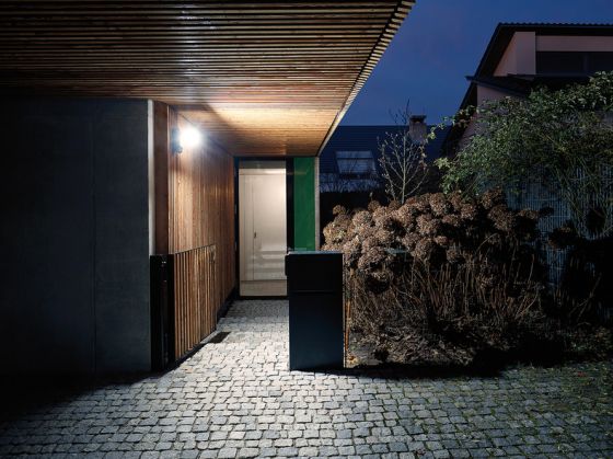 BRENNENSTUHL 1179290311 MOTION WITH LED SPORTLIGHT