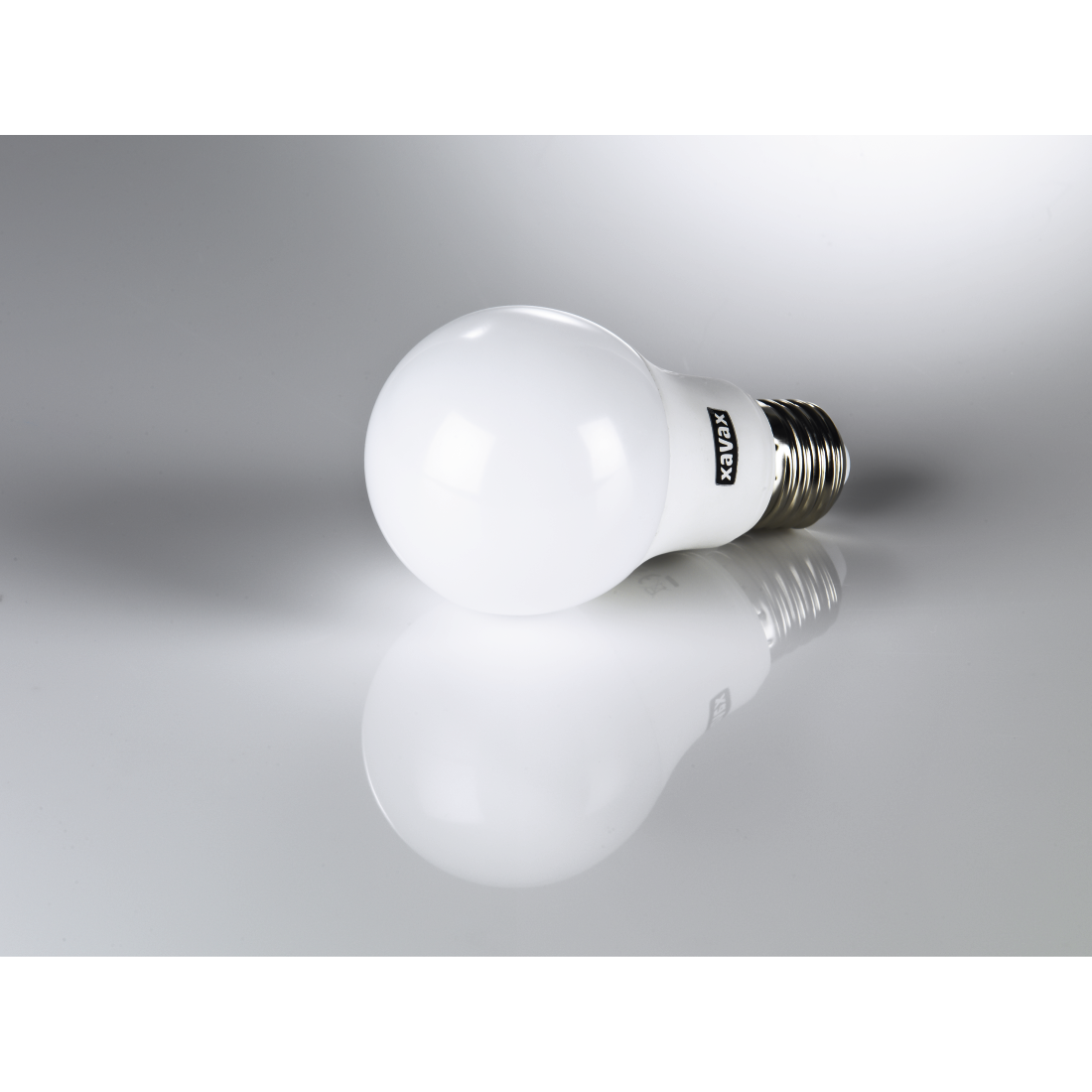 XAVAX 112251 LED Bulb, E27, 470lm replaces 40W bulb, warm white, RA90