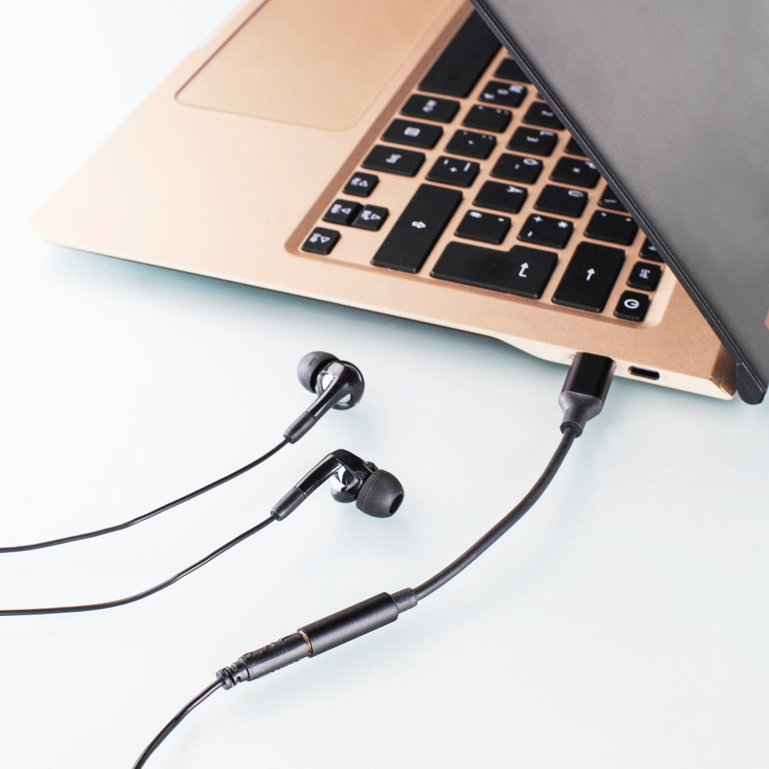 HAMA 135717 USB-C ADAPTER FOR 3.5 MM AUDIO JACK